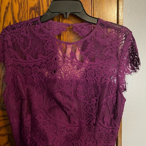 Lace fit and flare dress - Picture 5 of 5